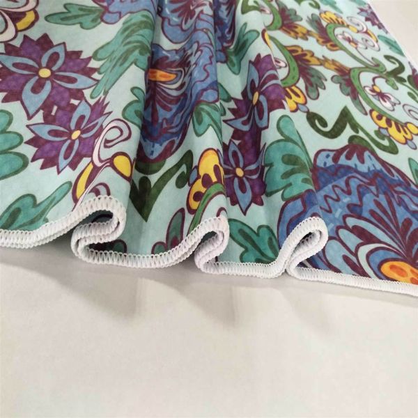 Hypoallergenic Adult Microfiber Yoga Mat Towel Non Slip For Hot Yoga