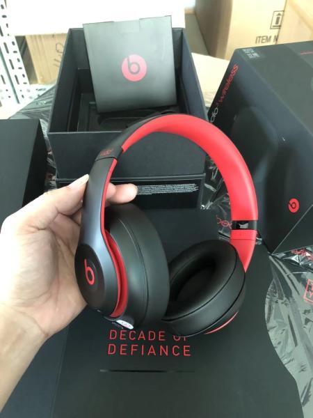 Beats solo 3 wireless 10th Year Edition made in china from Golden Rex Group Ltd