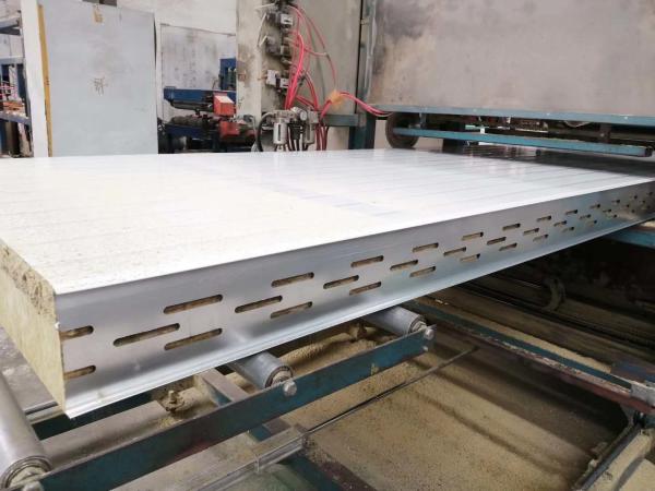 High Density Rock Wool Sandwich Oven Panel With Zinc Steel Sheet Fireproof Oven Panel