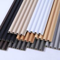 panneaux muraux WPC à faible coût pour les panneaux de PVC stratifiés décoratifs intérieurs pour la conception de grilles de fond