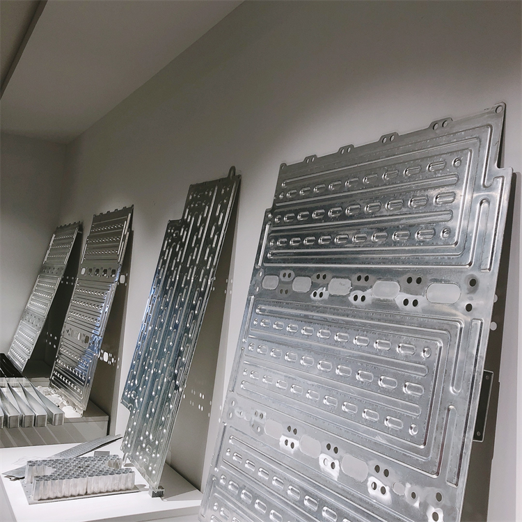 EV Pack Battery Cooling Aluminum Cold Plate 3003 Brazing Process