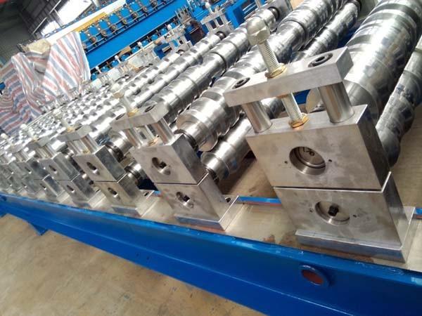 Hydraulic Cutting Roof Panel Roll Forming Machine