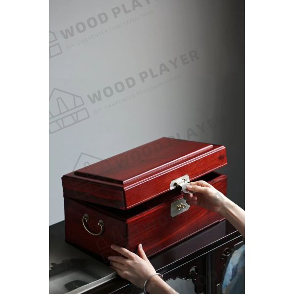 Le bois de santal rouge a poncé la boîte à bijoux en bois 40*23*19cm