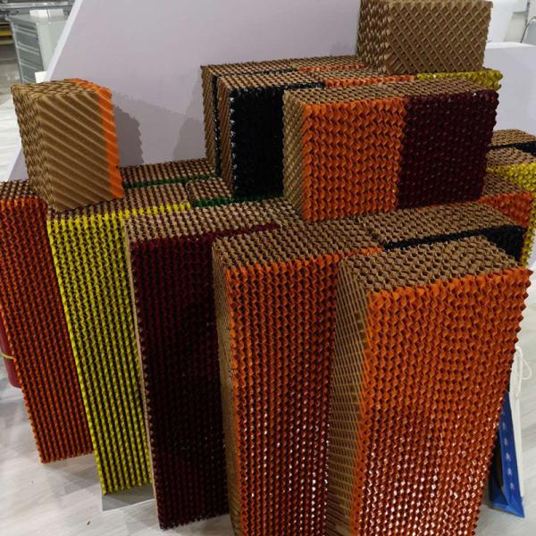Customized Standard Chicken Farm High Water Resistant Outdoor Cooling System for Chicken House Evaporative Cooling Pads