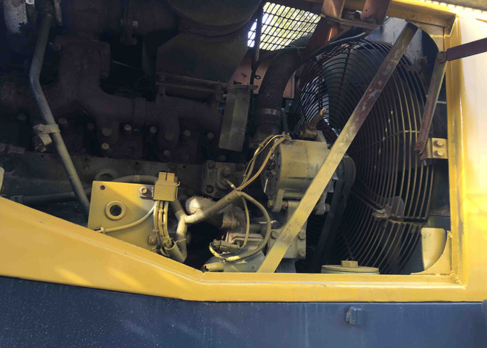 Подержанная машина конструкции КОМАТСУ затяжелителя колеса используемая ВА470-3