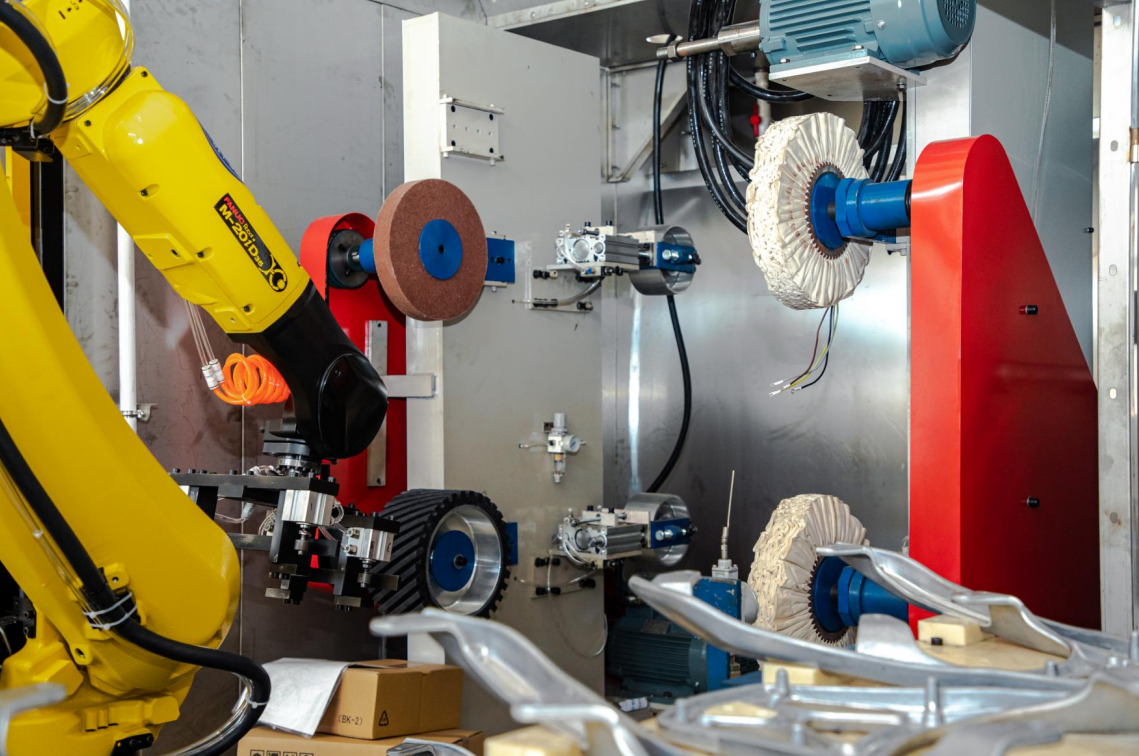 Motorcycle Rear Rack Robotic Grinding Machine PLC Controlled 1000-3000rpm