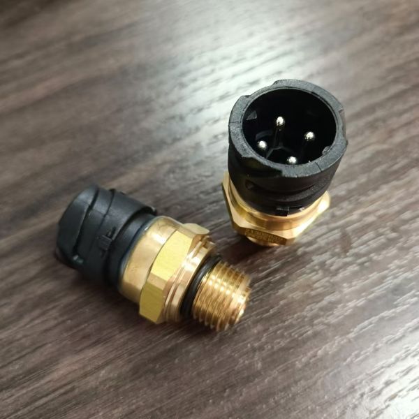 Oil Pressure Sensor 21302639 for  D12 D13 Diesel Engine Parts
