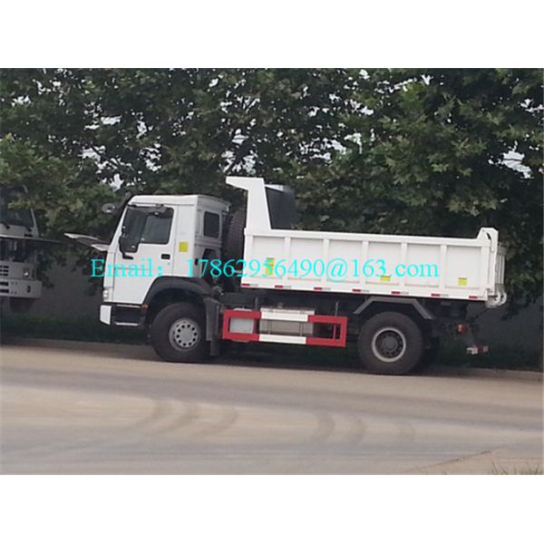 4x2 6 Wheel Dump Truck , Howo Tipper Truck 18m³ Cubage Capacity ZZ3167M3811
