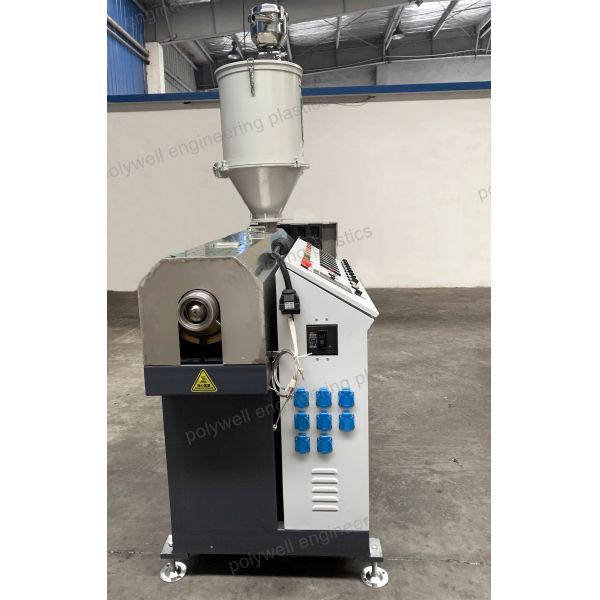 Автоматический промышленный штрангпресс одиночного винта, машина штрангпресса нейлона PA66 с профессиональным сушильщиком