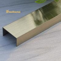 La tuile d'acier inoxydable de Champagne Gold Plating 304 équilibrent la norme de JIS pour le mur décoratif
