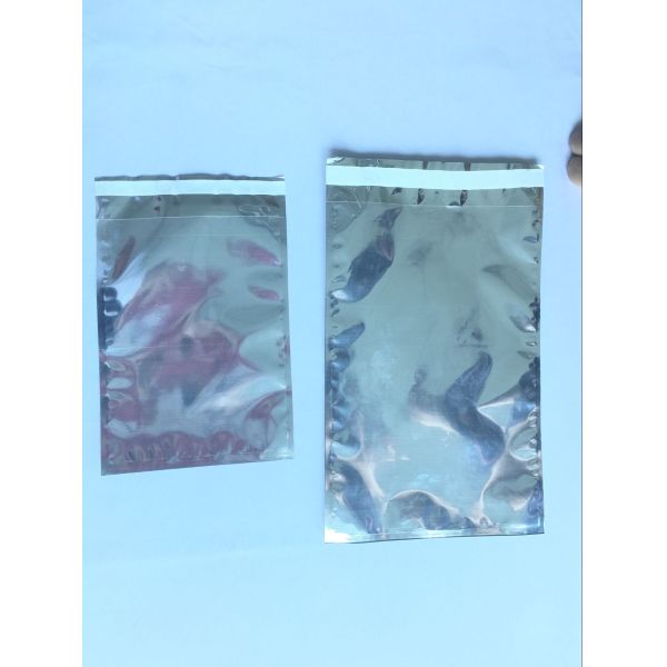 Aluminum Foil Yin And Yang Self Adhesive Plastic Bags With Ziplock For Packing Clothes