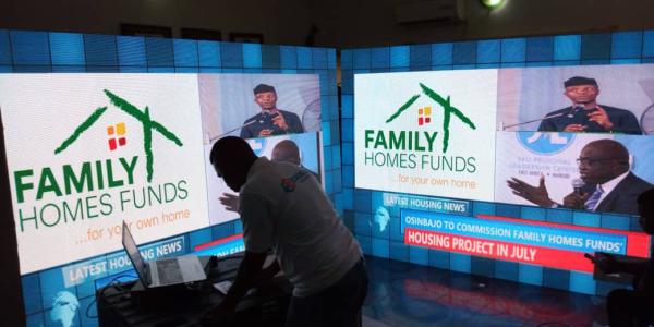 Outdoor P4 mm Waterproof 3840 HZ Aluminnum Led Screen Display for Event Advertising