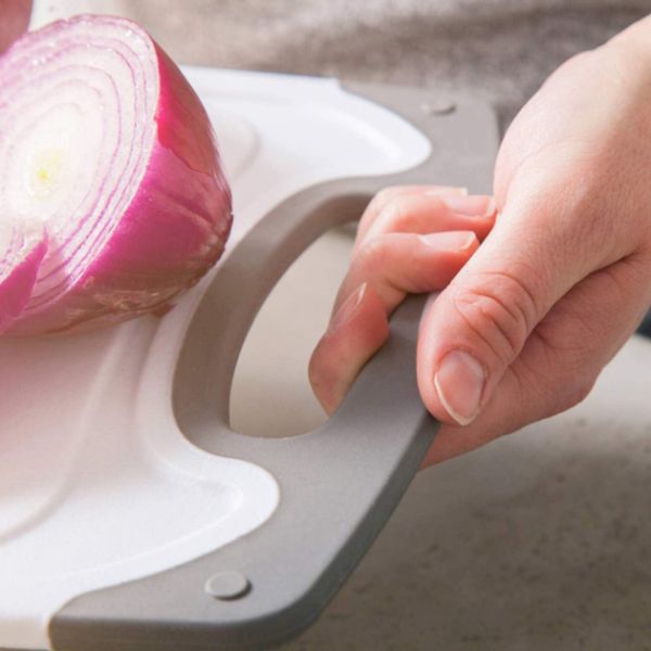 BPA Free Plastic Chopping Kitchen Cutting Board Juice Grooves With Easy Grip Handles 676g