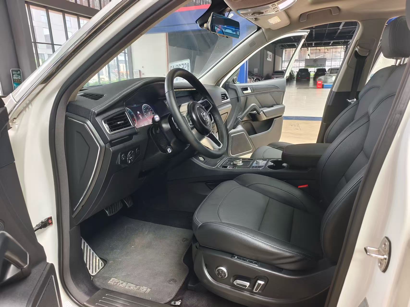Used Zotye T600 2016 Sport Edition 2.0T DCT SUV 190Ps Turbocharged Chinese Mid Size