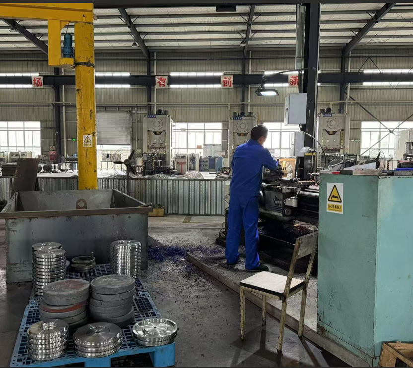 High Toughness and Wear Resistant Extruder Flat Die for Extruders with Long Lifespan