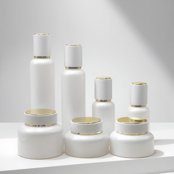 Factory Price 50ml 100ml 120ml Glass Lotion Packaging Empty White Lotion Pump Glass Bottle Skin Care Cream Body Set