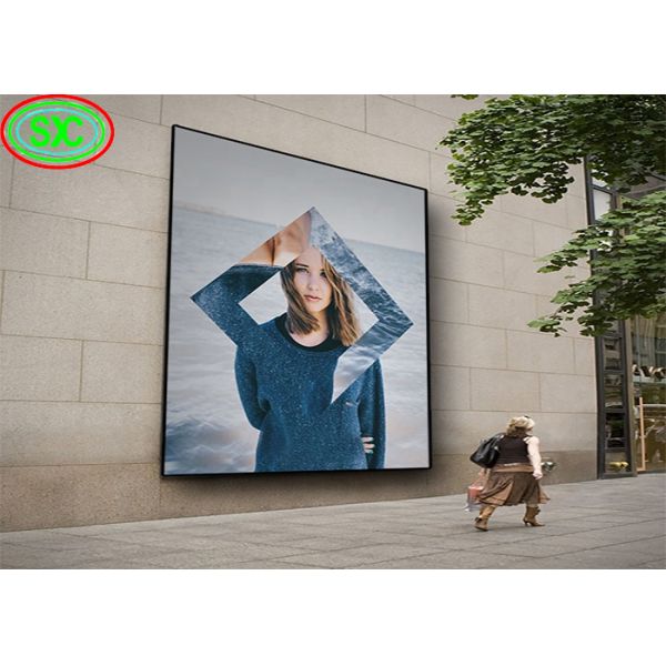 Outdoor Waterproof And Moistureproof Solid/Iron Box HD 250*250mm P4.81 LED Advertising Screen