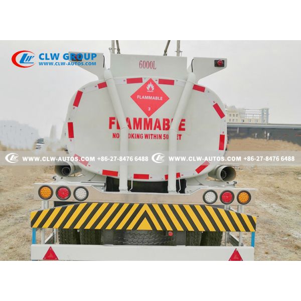 Сталь углерода тележки топливного бака Q235 HOWO 6 CBM с маслом Refilling тележка распределителя