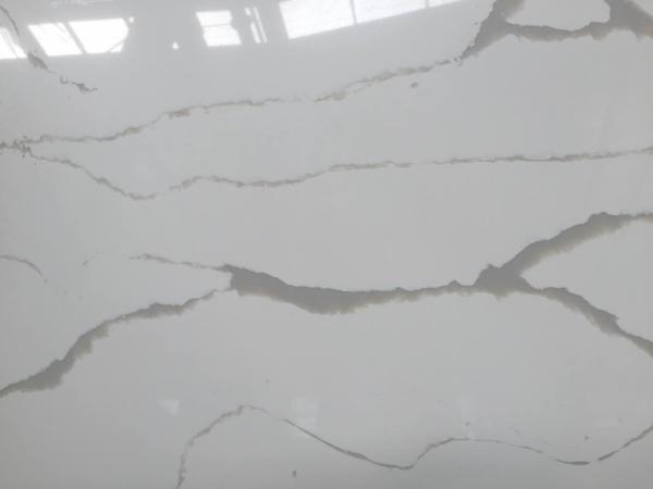 Environmental Friendly Calacatta Quartz Countertops With Grey Vein Low Maintenance