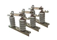 Isolement du circuit électrique industriel à haute tension déconnectant le commutateur utilisé pour l'isolation avec un fonctionnement facile