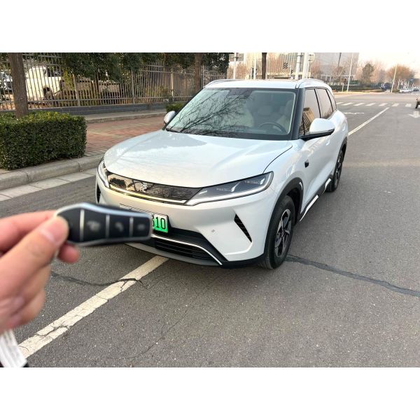 BYD 2025 Yuan UP Smart Edition with 401KM range Automatic transmission in Like-new condition