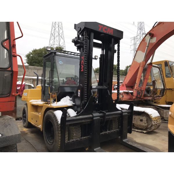 Дизельный вилочный погрузчик грузоподъемностью 16 тонн 20 тонн в хорошем состоянии и из TCM для обычной ширины вилки