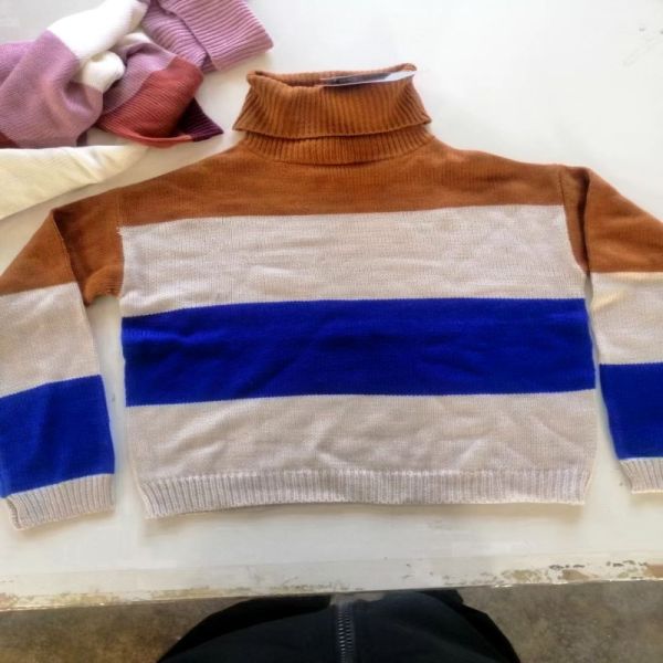 RUE 21, Ladies Striped Sweaters