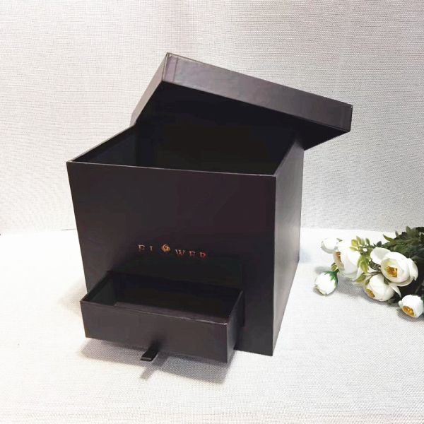 Boîtes d'emballage de fleurs carrées conservées en chocolat rose Emballage en carton ondulé