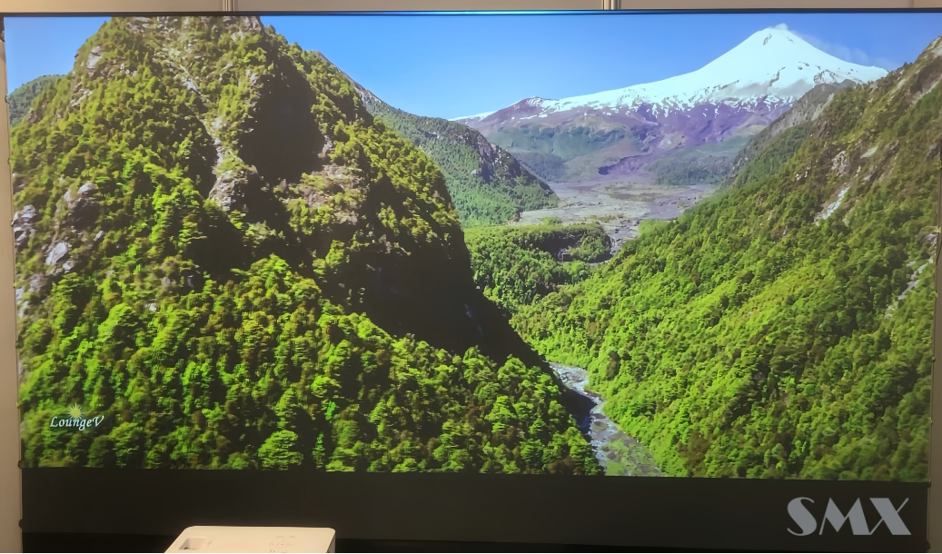 5000 Lumen Ultra Short Throw Projector UST Laser Multimedia Projector