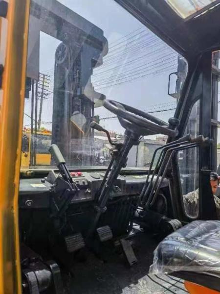 10 Ton TCM FD100 Used Forklift with Diesel Engine and Good Condition