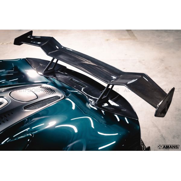 Year Fit 2021 Carbon Fiber Aero Body Kit for McLaren ARTUTRA Featuring Front Lip Side Skirts Rear Diffuser Exterior Parts