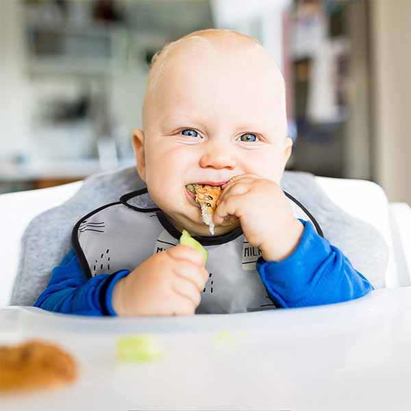 Регулируемые водоустойчивые Newborn Bibs младенца для питаться и еды