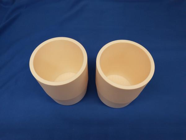 High Temperature Alumina Ceramic Crucible 3.9g/Cm3 Density For Furnance