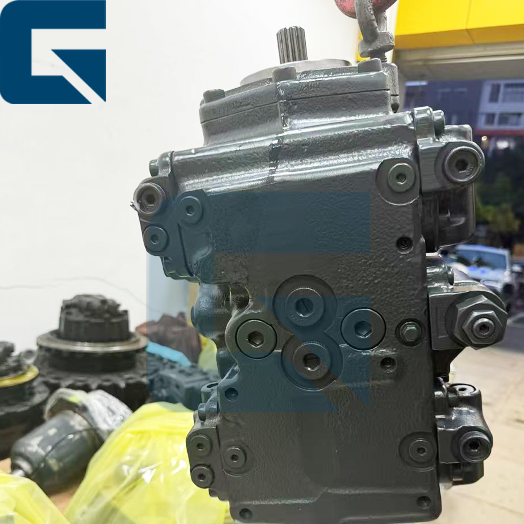 720-2T-0023 Hydraulic Pump for Skid Steer Loader SK815 SK815-5