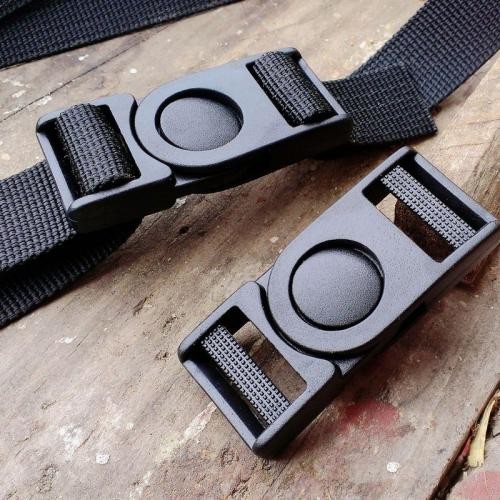 Прессформа черной пластиковой пряжки пластиковая делая машиной малошумный стандарт ИСО 9001 КЭ