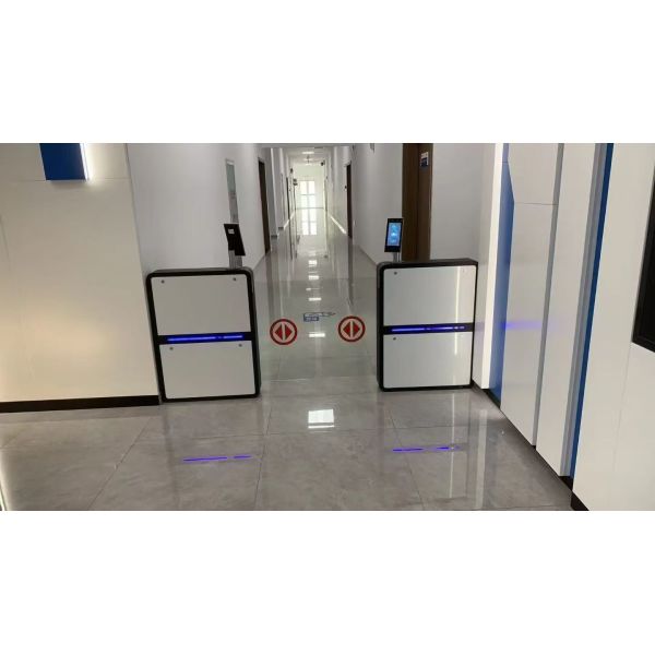 Automatic 2m To 10m Wide Platform Screen Door System For Perimeter Security And Controlled Access In Various Facilities