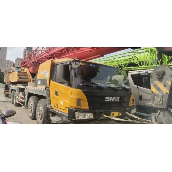 Cranes móveis de 50 toneladas Cranes móveis terrestres Cranes telescópicas montadas em camiões para tarefas pesadas