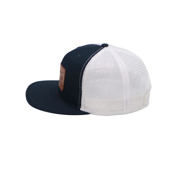 Customized Embroidered Eyelets 6 Panel Trucker Cap with Pre Curved Visor