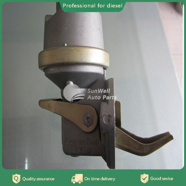 6BT5.9 Diesel Engine Spare parts fuel transfer pump 3904374