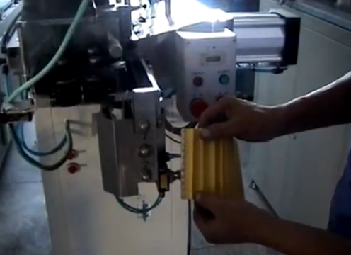 Машина бумажного ядра автоматическая герметизируя Закрутк-на фильтре для масла делая машину