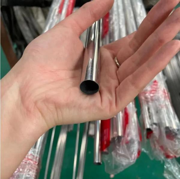 430 Tubos de aço inoxidável soldados SS 410 Tubos sem costura laminados a quente / laminados a frio