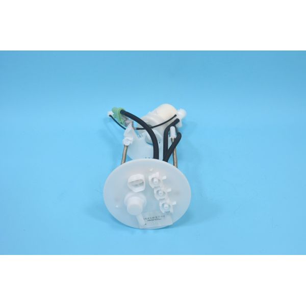 Plastic B35 77020-60490 77020-60500 Toyota Fuel Pump