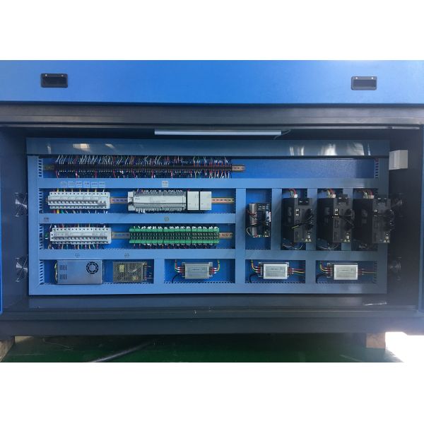 7000BPH - alto rendimiento del moldeo por insuflación de aire comprimido 9000BPH de la cavidad automática llena de la máquina 8