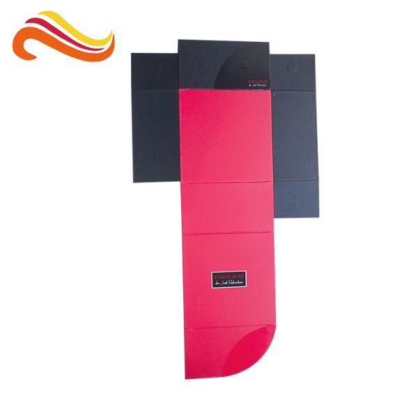 Paper Material Magnetic Luxury Gift Boxes Square Shape With Hot Stamping Pattern