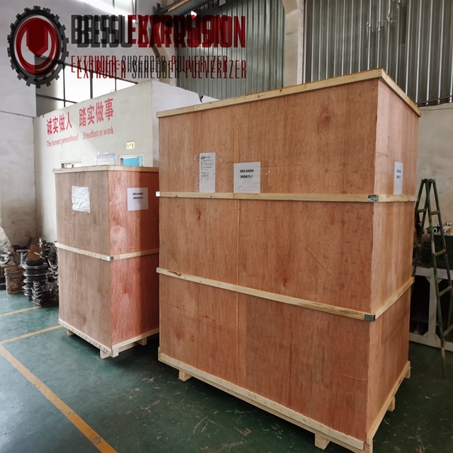 SMF-800 Дисковое лезвие Пластиковая пульверизаторная машина Ldpe Пульверизаторное оборудование шлифовального завода