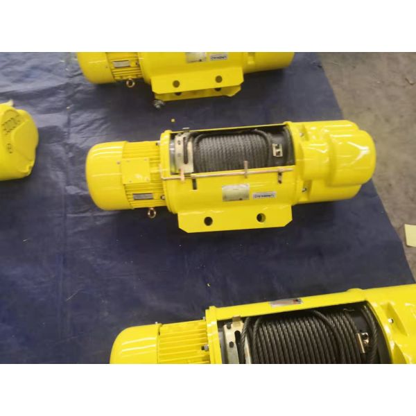 Участок черни подъем веревочки 220 в провода КД 0,25 до 20 тонн электрический - 440 в 3