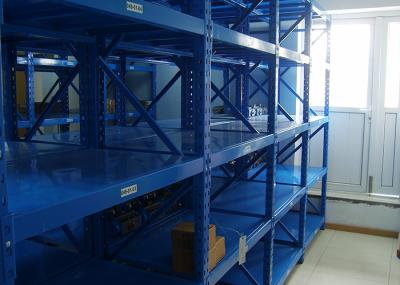 Modern And Stylish Long Spanned Shelving With Big Storage Space
