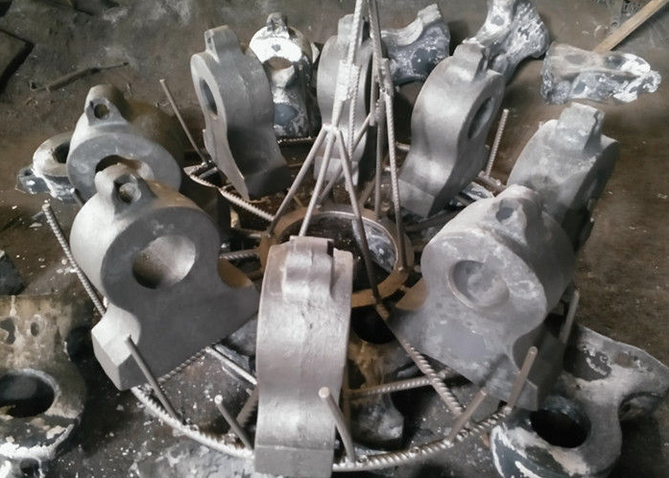 Cr-Mo Steel Arch Anchor Link Wear Castings Grinding Mill Impact Strength More Than 73J