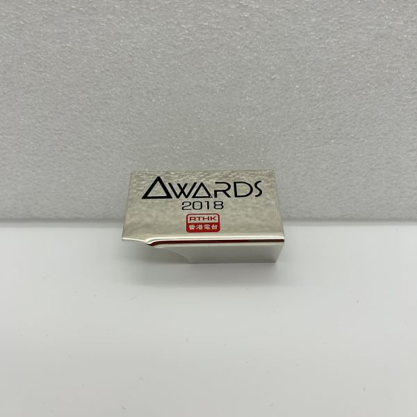 King Do Mine Metal Enamel Name Tag, Custom Personalized Lapel Pin, Office Staff Badge Accessory