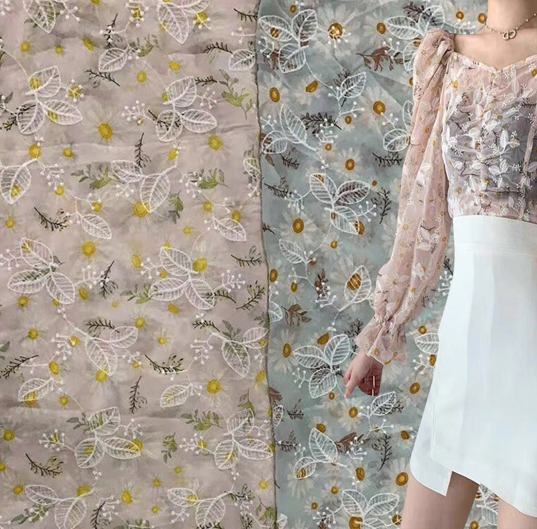 Ткань 130cm шнурка сетки 100% полиэстер шифоновая флористическая вышитая устойчивое